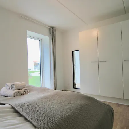 Large 2-bed In Harbour Apartamento Odense